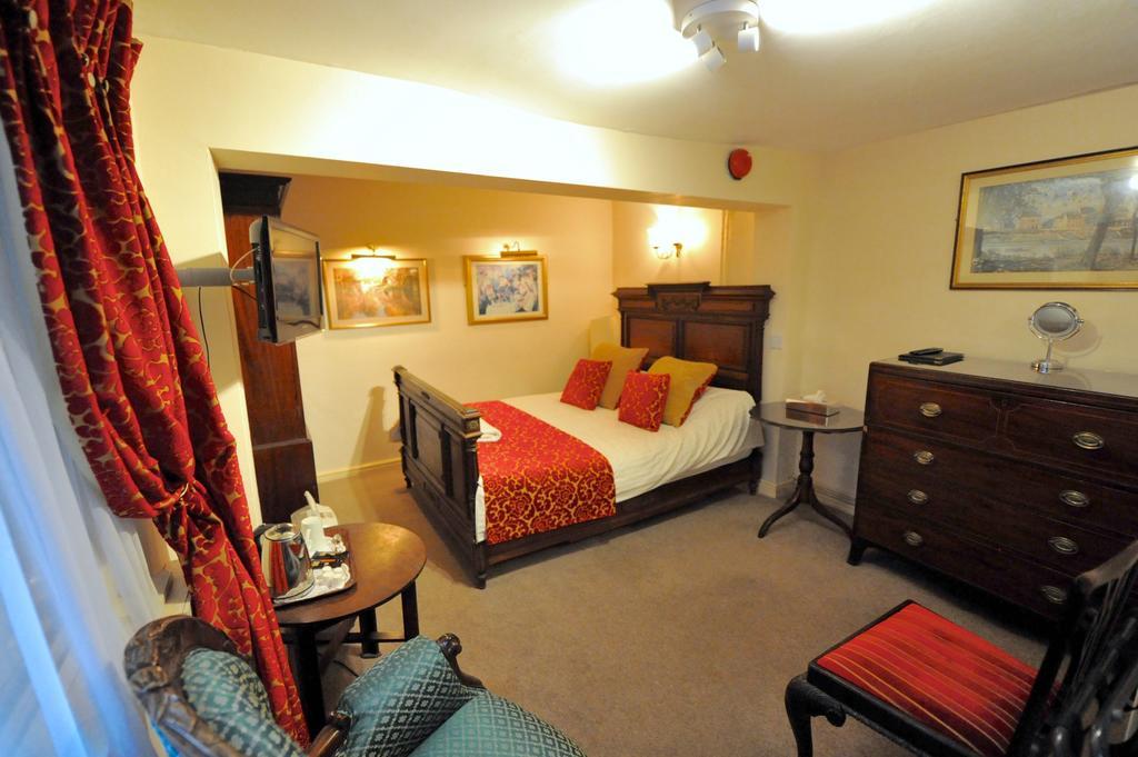 The Greyhound Coaching Inn Lutterworth Dış mekan fotoğraf